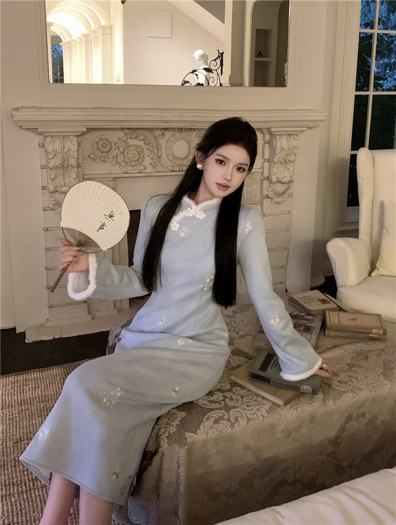 New Chinese Style Fleece Lined Embroidered A Line Dress for Women - Image 2