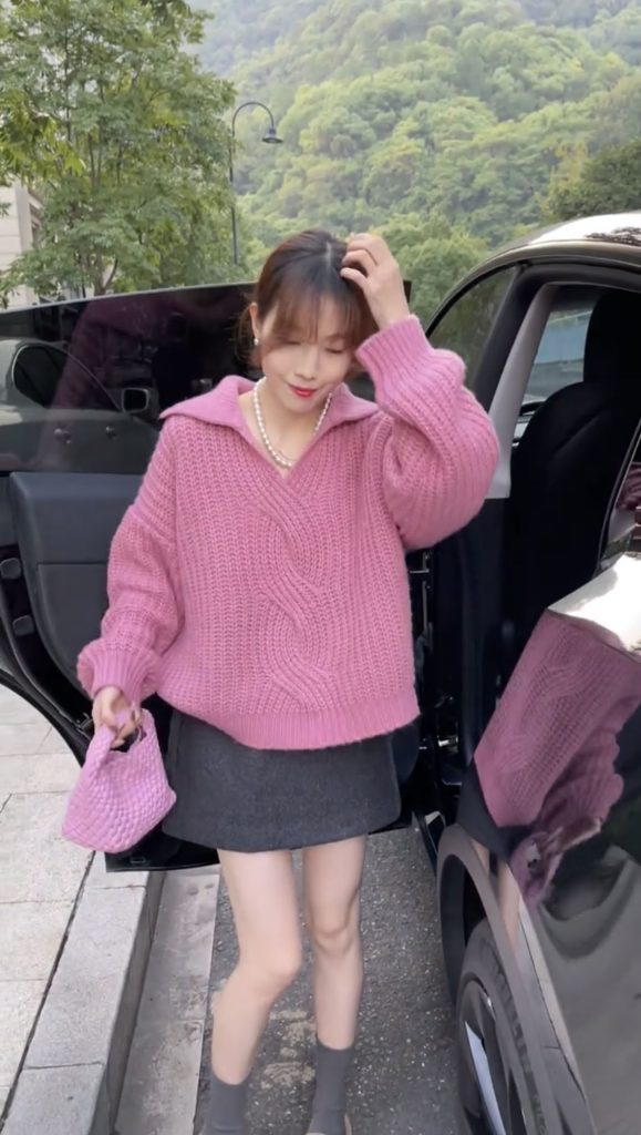 Korean Style Openwork Lapel Sweater
