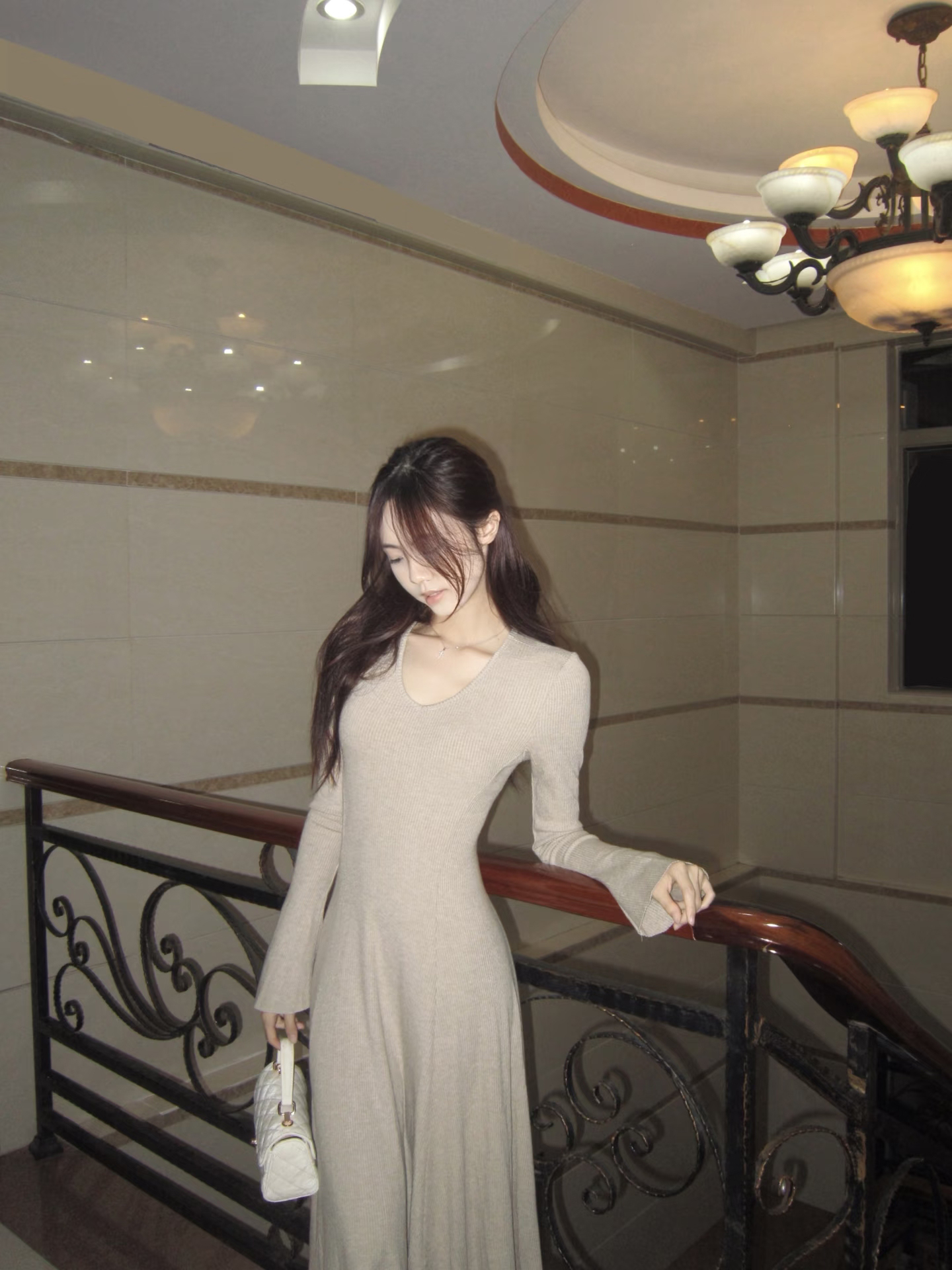 Women's Oatmeal Knit Cape and V-Neck Dress Two-Piece Set 2026 Spring - Image 3