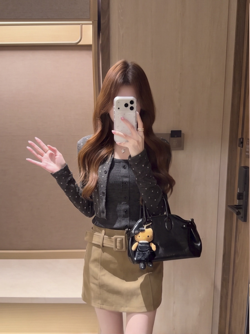 2026 Autumn Winter Faux Suede Solid A-Line Mini Skirt for Women with Belt - Image 3