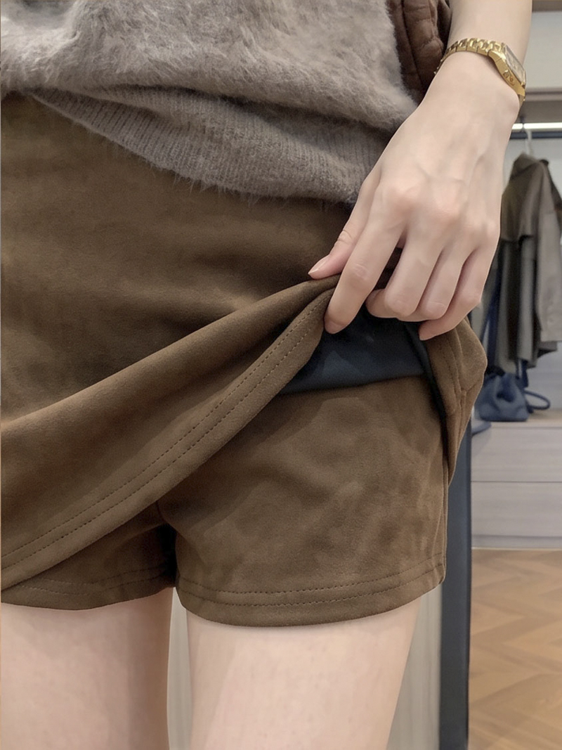 2026 Autumn Winter Minimalist Solid Suede Skirt Shorts A-Line Short Skirt - Image 2
