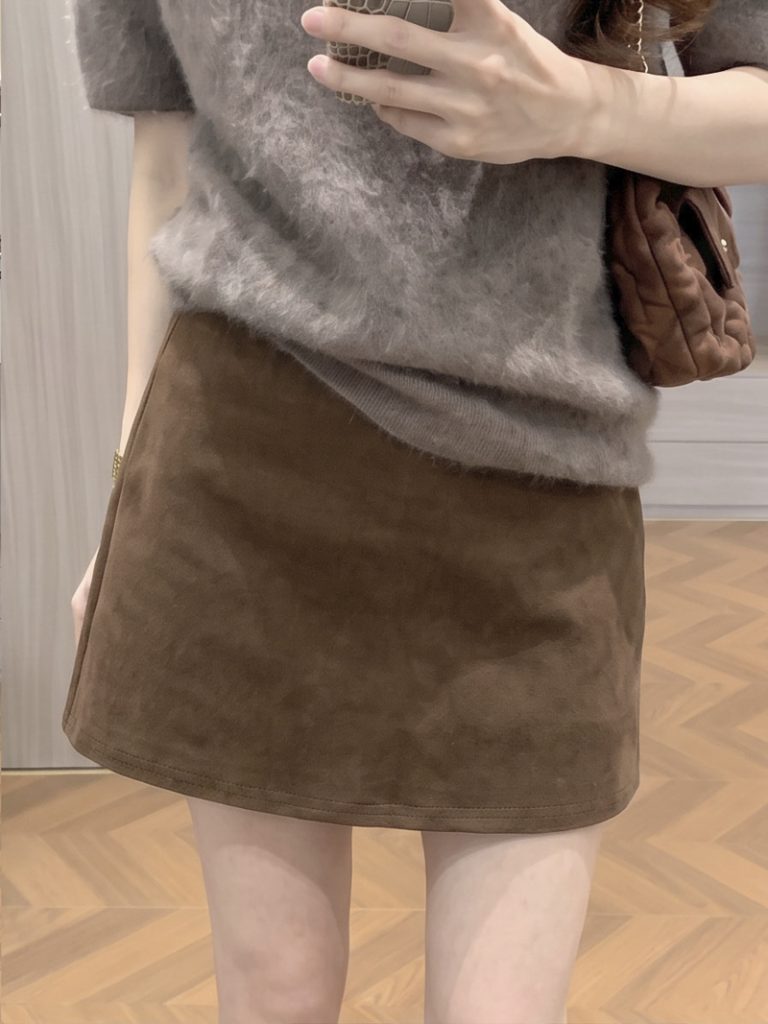 2026 Autumn Winter Minimalist Solid Suede Skirt Shorts A-Line Short Skirt