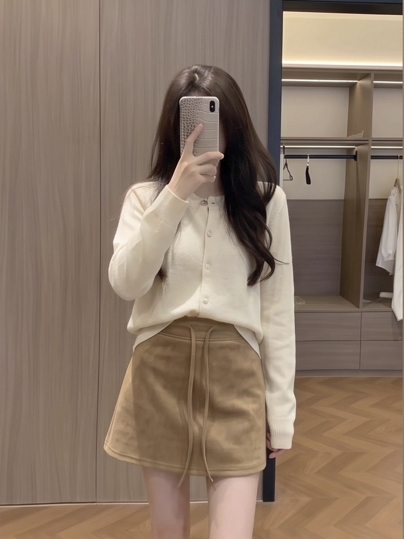 2026 Autumn Winter Korean Minimalist Solid Suede A-Line Mini Skirt with Drawstring and Anti-Exposure - Image 2