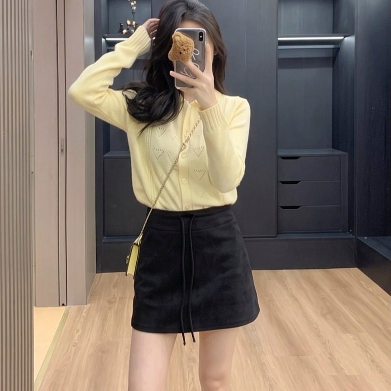 2026 Autumn Winter Korean Minimalist Solid Suede A-Line Mini Skirt with Drawstring and Anti-Exposure - Image 5